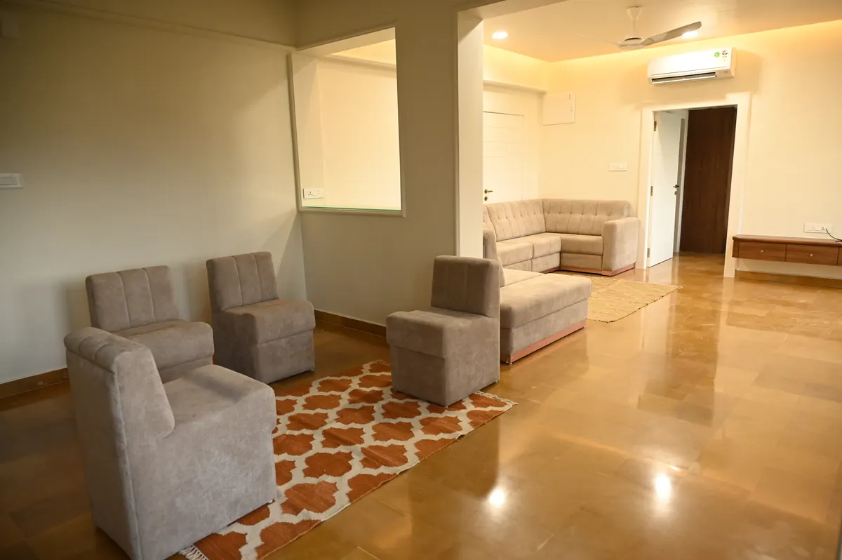 Designing a Farmhouse in Rajasthan: Climate, Courtyards & Craft