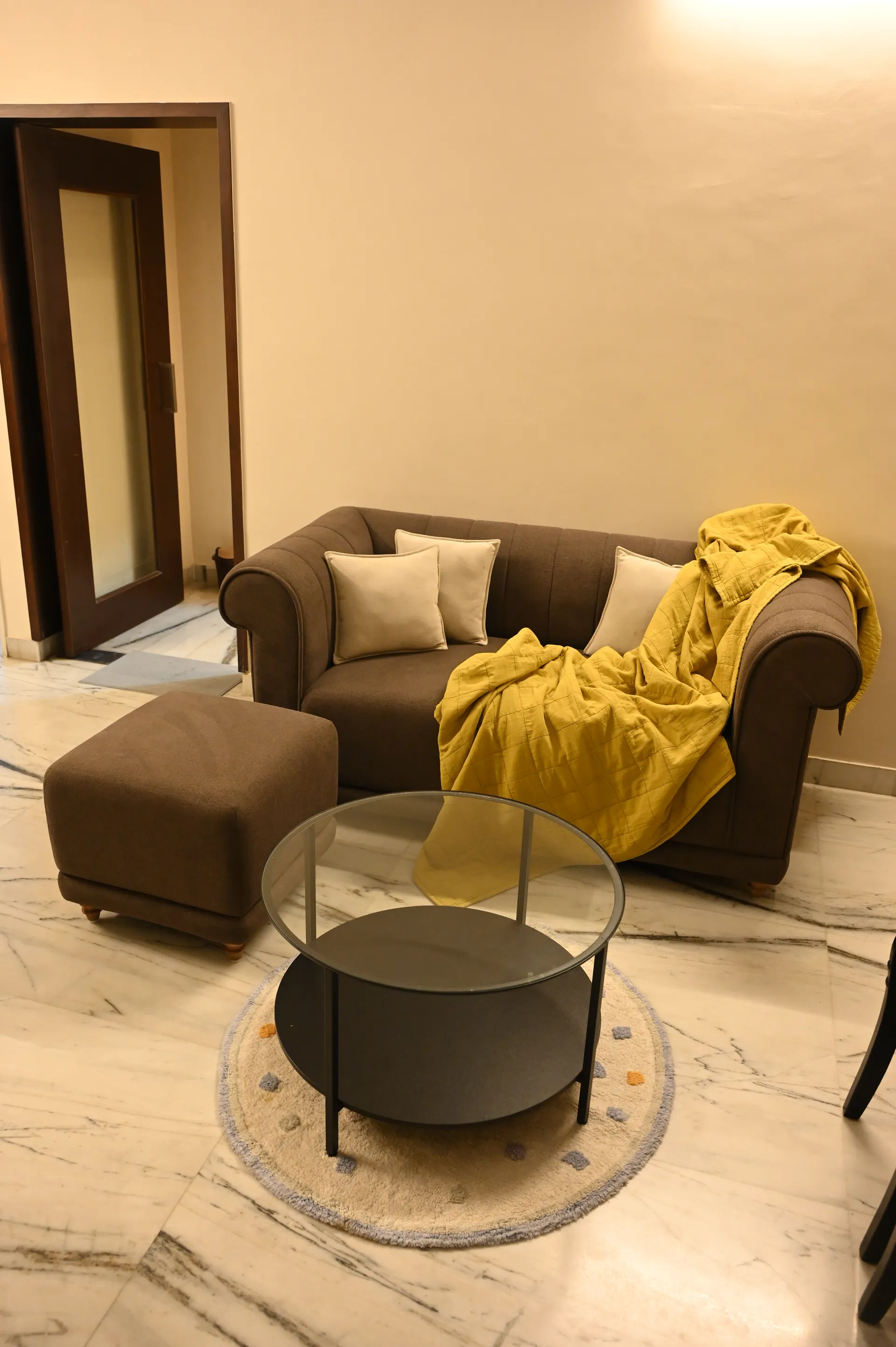 Studio Apartment — 11